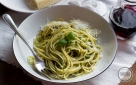Pesto genovese con spaghetti